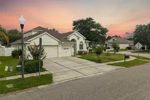 2066 Gloria Oak Ct, Orlando, FL 32820 - Photo 2
