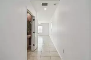 2139 Stellar Brilliance Wy, Lutz, FL 33558 - Photo 12