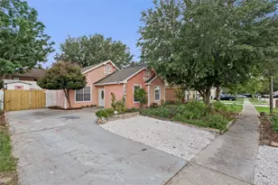 596 Swallow Ct, Apopka, FL 32712 - Photo 2