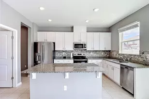 9127 Freedom Hill Dr, Seffner, FL 33584 - Photo 12