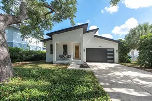5451 2nd Ave S, Saint Petersburg, FL 33707 - Photo 1