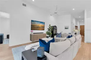 5451 2nd Ave S, Saint Petersburg, FL 33707 - Photo 10