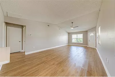 1618 Colonnades Circle N, Lakeland, FL 33811 - Photo 12