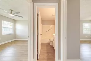 1618 Colonnades Cir N, Lakeland, FL 33811 - Photo 22