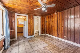 10704 N Annette Ave, Tampa, FL 33612 - Photo 6