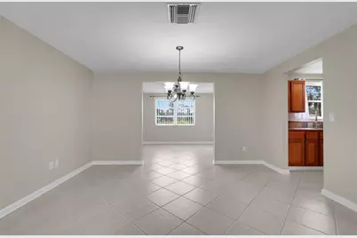 520 N Lacy Circle, Deltona, FL 32725 - Photo 8