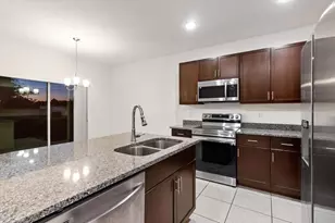 1200 Wahneta Dr, Kissimmee, FL 34759 - Photo 1