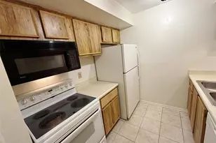 4034 Dream Oak Pl, Tampa, FL 33613 - Photo 10