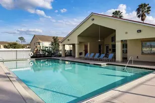 2704 Club Cortile Cir, Kissimmee, FL 34746 - Photo 32