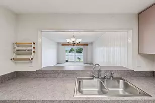 400 E Orlando Ave, Ocoee, FL 34761 - Photo 10