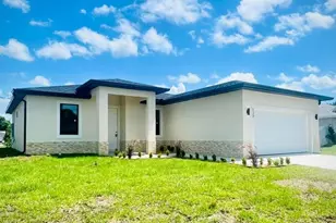117 NW 13th St, Cape Coral, FL 33993 - Photo 2