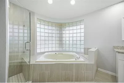 504 Stratfield Drive, Lutz, FL 33549 - Photo 22