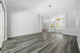 504 Stratfield Dr, Lutz, FL 33549 - Photo 8