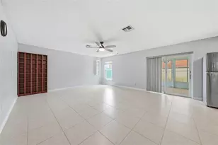 10048 Ian St, Orlando, FL 32825 - Photo 4