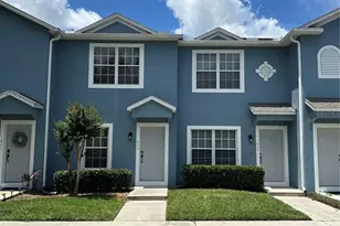 423 Wilton Cir, Sanford, FL 32773 - Photo 2