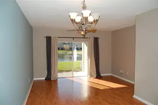 423 Wilton Cir, Sanford, FL 32773 - Photo 6