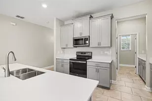 490 Brunswick Dr, Davenport, FL 33837 - Photo 10