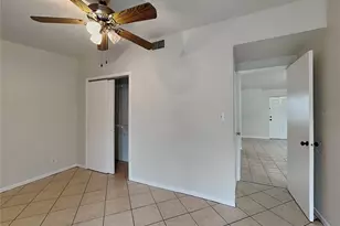 9213 N 13th St, Tampa, FL 33612 - Photo 6