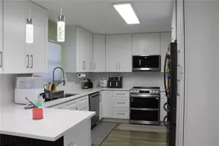 115 Willowbay Ridge St, Sanford, FL 32771 - Photo 4