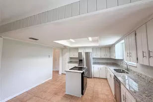 14181 SW 101st Ln, Dunnellon, FL 34432 - Photo 2