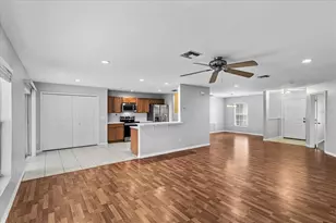 1882 Vale Dr, Clermont, FL 34711 - Photo 8