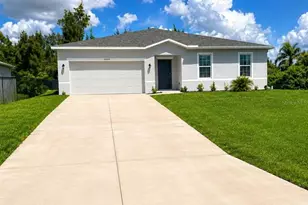 26484 View Dr, Punta Gorda, FL 33983 - Photo 2