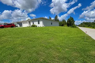 26484 View Dr, Punta Gorda, FL 33983 - Photo 4