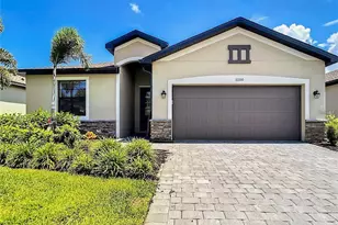 11100 Balfour St, Venice, FL 34293 - Photo 2