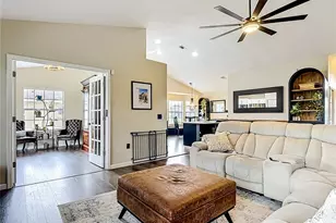 1393 Woodlake Cir, Saint Cloud, FL 34772 - Photo 2