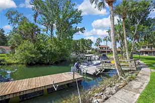 1637 SE Paradise Cir, Crystal River, FL 34429 - Photo 28