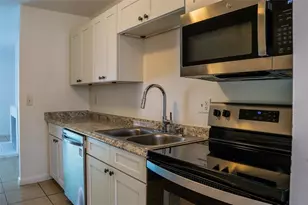 2323 Huntington Green Ct, Orlando, FL 32839 - Photo 8