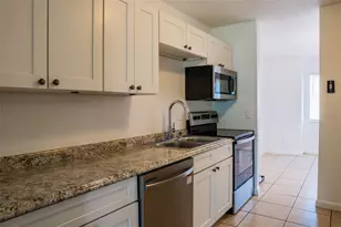 2323 Huntington Green Ct, Orlando, FL 32839 - Photo 6
