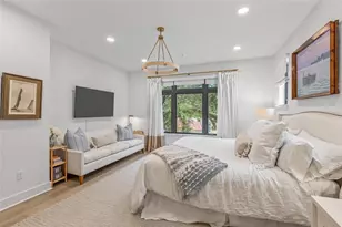 266 Park Lake St, Orlando, FL 32803 - Photo 10