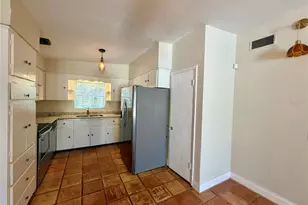 2619 E Washington St, Orlando, FL 32803 - Photo 8