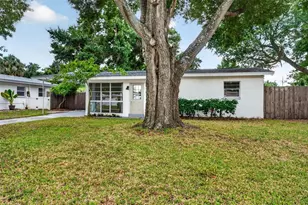 4426 W Wyoming Ave, Tampa, FL 33616 - Photo 2
