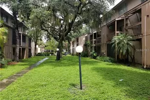 7502 Needle Leaf Pl, Tampa, FL 33617 - Photo 22