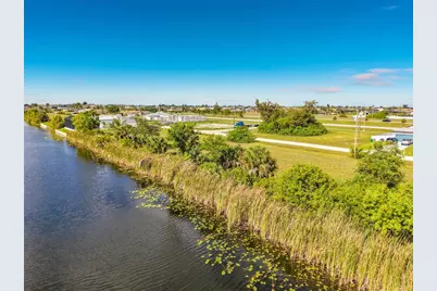 407 NW 31st Place, Cape Coral, FL 33993 - Photo 36