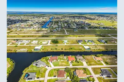 407 NW 31st Place, Cape Coral, FL 33993 - Photo 56