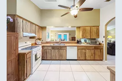 1616 E Sandpiper Trail, Casselberry, FL 32707 - Photo 2