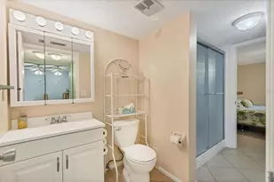 3532 Lake Bayshore Dr, Bradenton, FL 34205 - Photo 16
