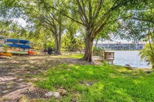 3532 Lake Bayshore Dr, Bradenton, FL 34205 - Photo 34