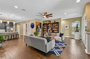 2107 Hargill Dr, Orlando, FL 32806 - Photo 10
