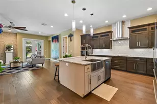 2107 Hargill Dr, Orlando, FL 32806 - Photo 16