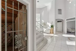9833 Camberley Cir, Orlando, FL 32836 - Photo 4