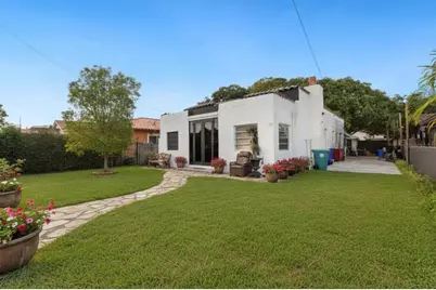 1829 5th, Miami, FL 33125 - Photo 38