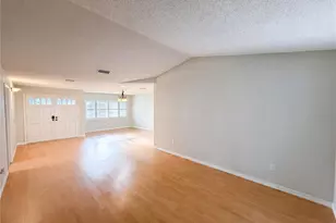 1015 Knollwood Ct, Safety Harbor, FL 34695 - Photo 4
