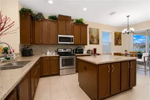 8032 Scagel St, Orlando, FL 32832 - Photo 10