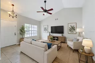 925 Old Mail Ln, Sanford, FL 32773 - Photo 2