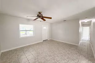 2890 53rd St N, Saint Petersburg, FL 33710 - Photo 10