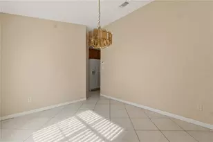 9050 Stockton Ct, Orlando, FL 32817 - Photo 10
